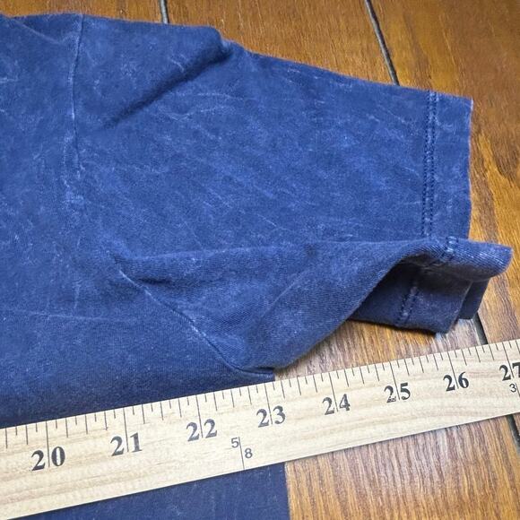 Marvel Captain America Men's T-Shirt XL Distressed Shield Officially Licensed - Picture 4 of 5